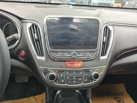 Chevrolet Malibu XL