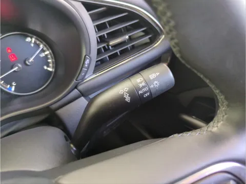Mazda MAZDA3 Fastback