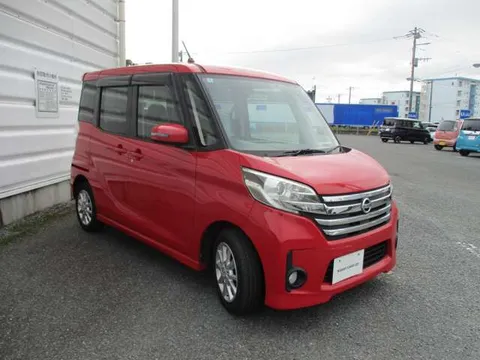 Nissan Dayz Roox
