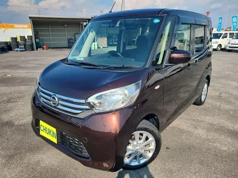 Nissan Dayz Roox