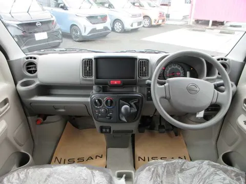 Nissan Clipper