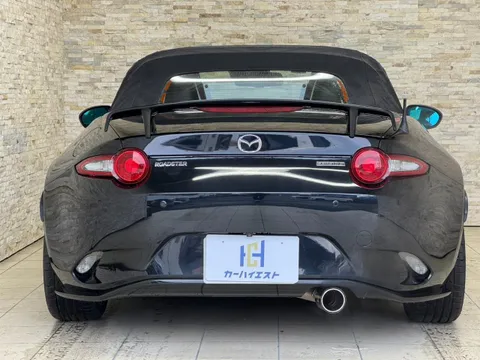 Mazda MX-5 (Roadster)