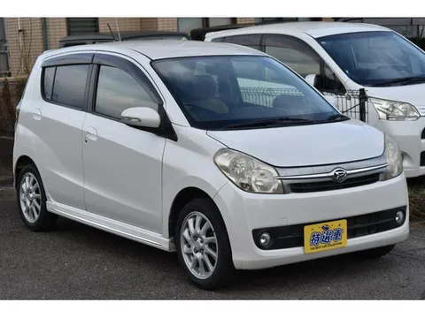 Daihatsu Mira Custom