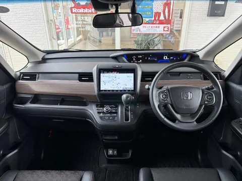 Honda Freed Plus