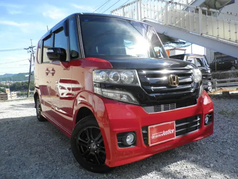 Honda N-BOX Custom