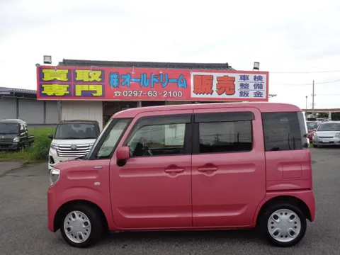 Suzuki Spacia