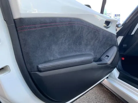 Mazda MX-5 (Roadster)