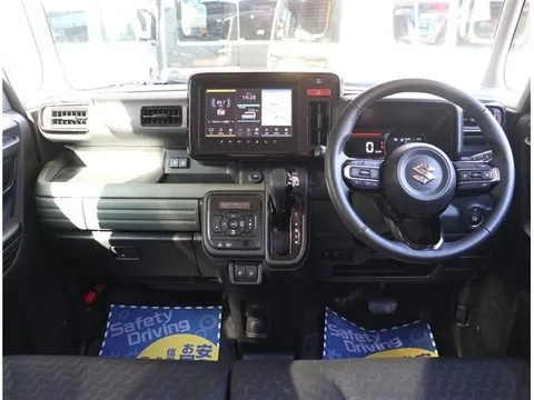 Suzuki Spacia Gear