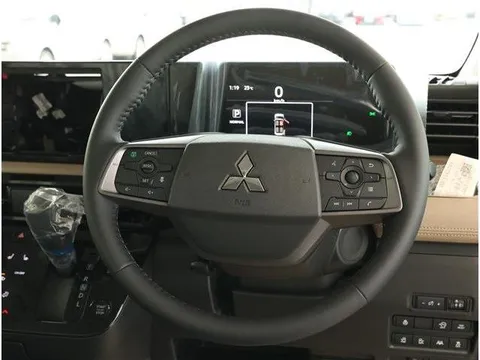 Mitsubishi Delica Mini