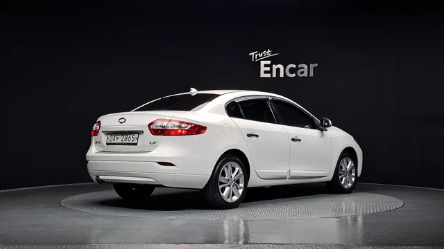 Renault SM3