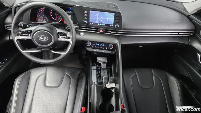Hyundai Elantra (Avante)