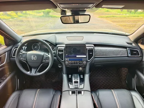 Honda UR-V