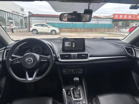 Mazda Mazda3