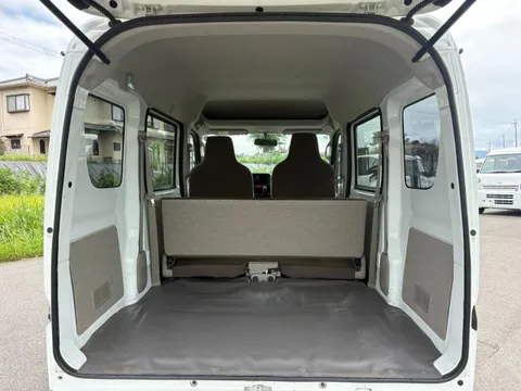 Nissan Clipper