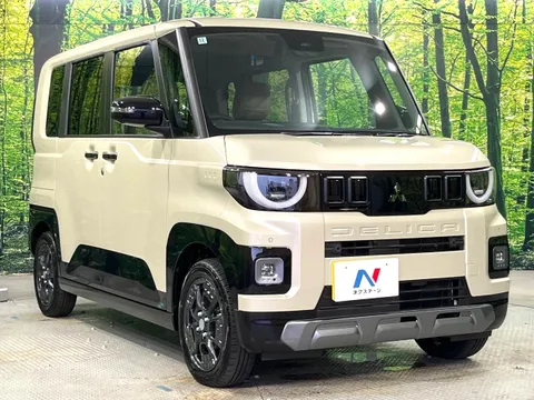 Mitsubishi Delica Mini