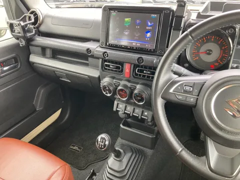Suzuki Jimny Sierra