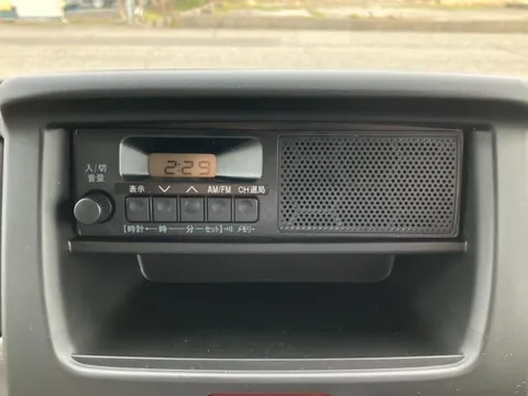 Nissan Clipper Van