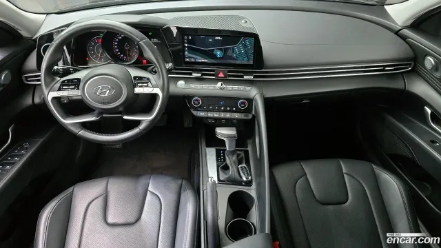 Hyundai Elantra (Avante)