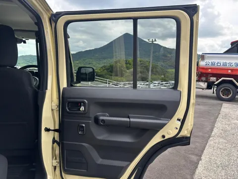 Suzuki Jimny Nomade