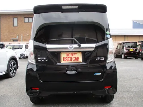 Nissan Dayz Roox
