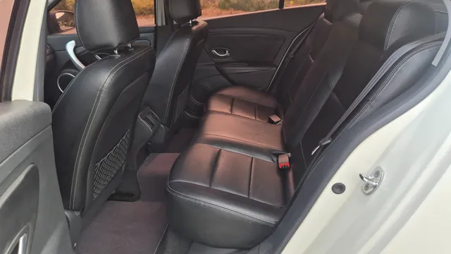 Renault SM3