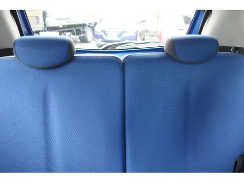 Subaru R2