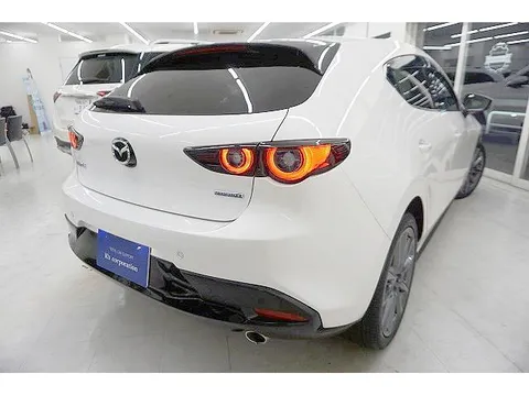 Mazda MAZDA3 Fastback