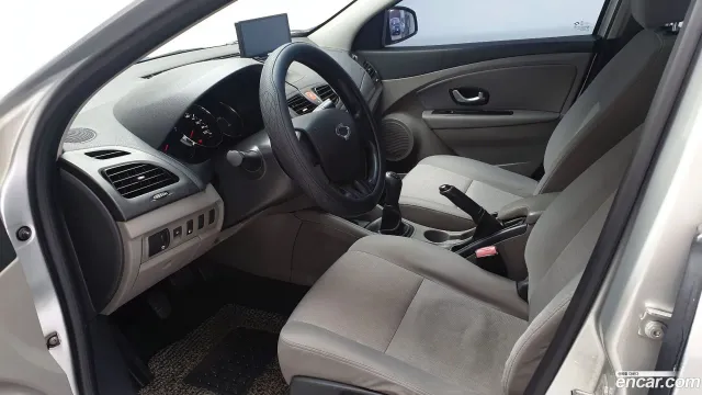 Renault SM3
