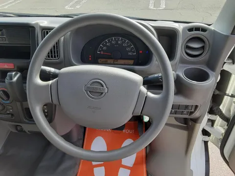 Nissan Clipper
