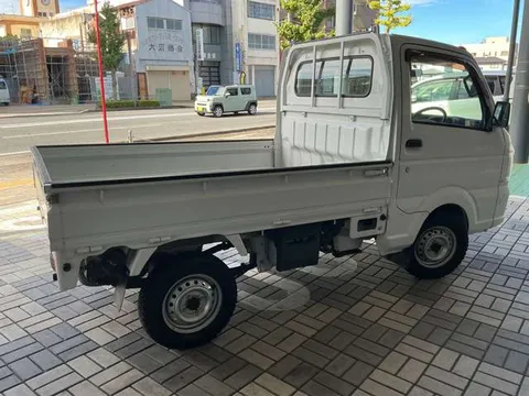Nissan Clipper Truck