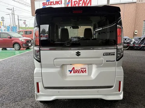 Suzuki Spacia Custom