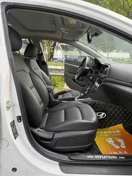 Hyundai Elantra (Avante)