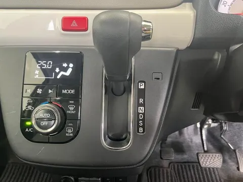 Daihatsu Mira Tocot