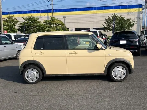 Suzuki Alto Lapin