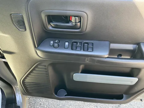Suzuki Spacia Base