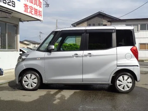 Mitsubishi eK Space