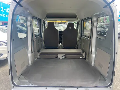 Nissan Clipper