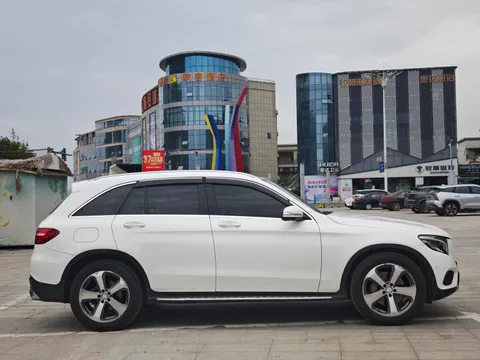 Mercedes-Benz Mercedes-Benz GLC