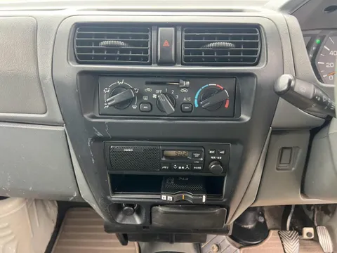 Mitsubishi Minicab Van
