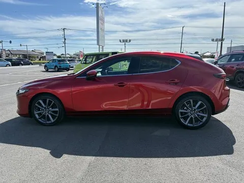 Mazda MAZDA3 Fastback