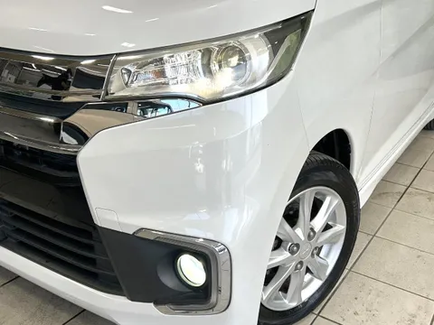 Mitsubishi eK Custom