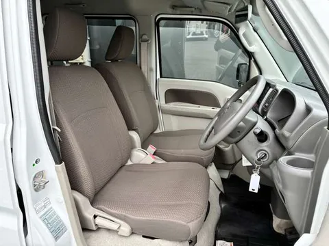Nissan Clipper