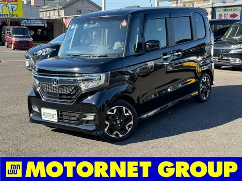 Honda N-BOX Custom