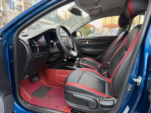 Kia KX
