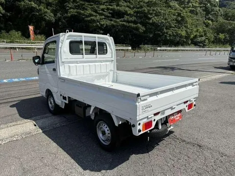 Nissan Clipper Truck