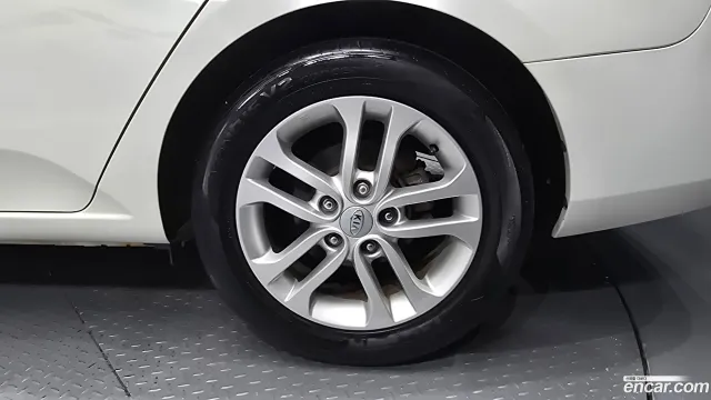 Kia Cerato (Forte)