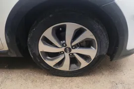 Kia KX