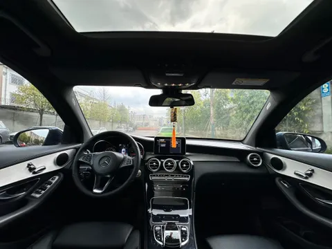 Mercedes-Benz Mercedes-Benz GLC