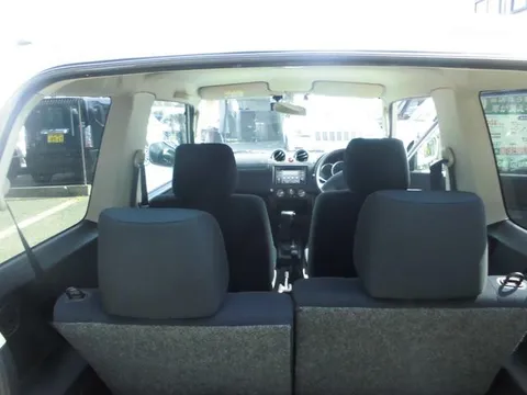 Nissan KIX