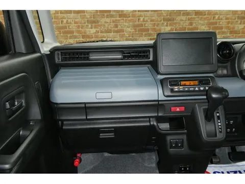 Suzuki Spacia Base